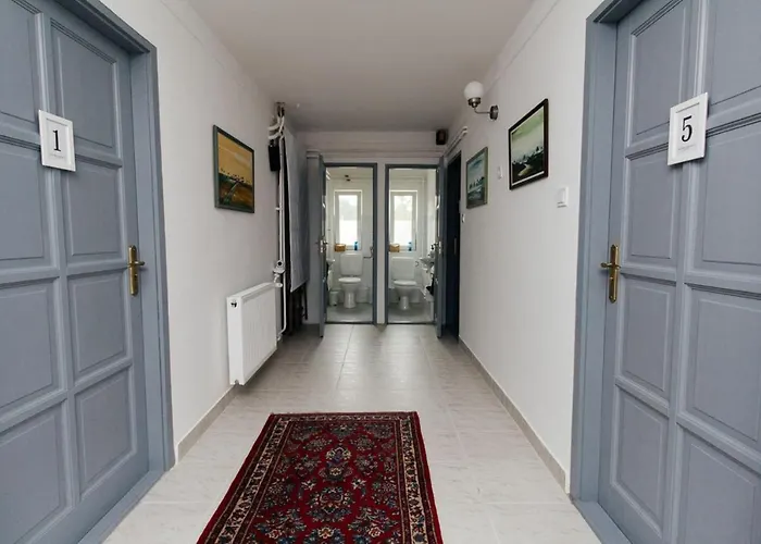 Alle לינה וארוחת בוקר